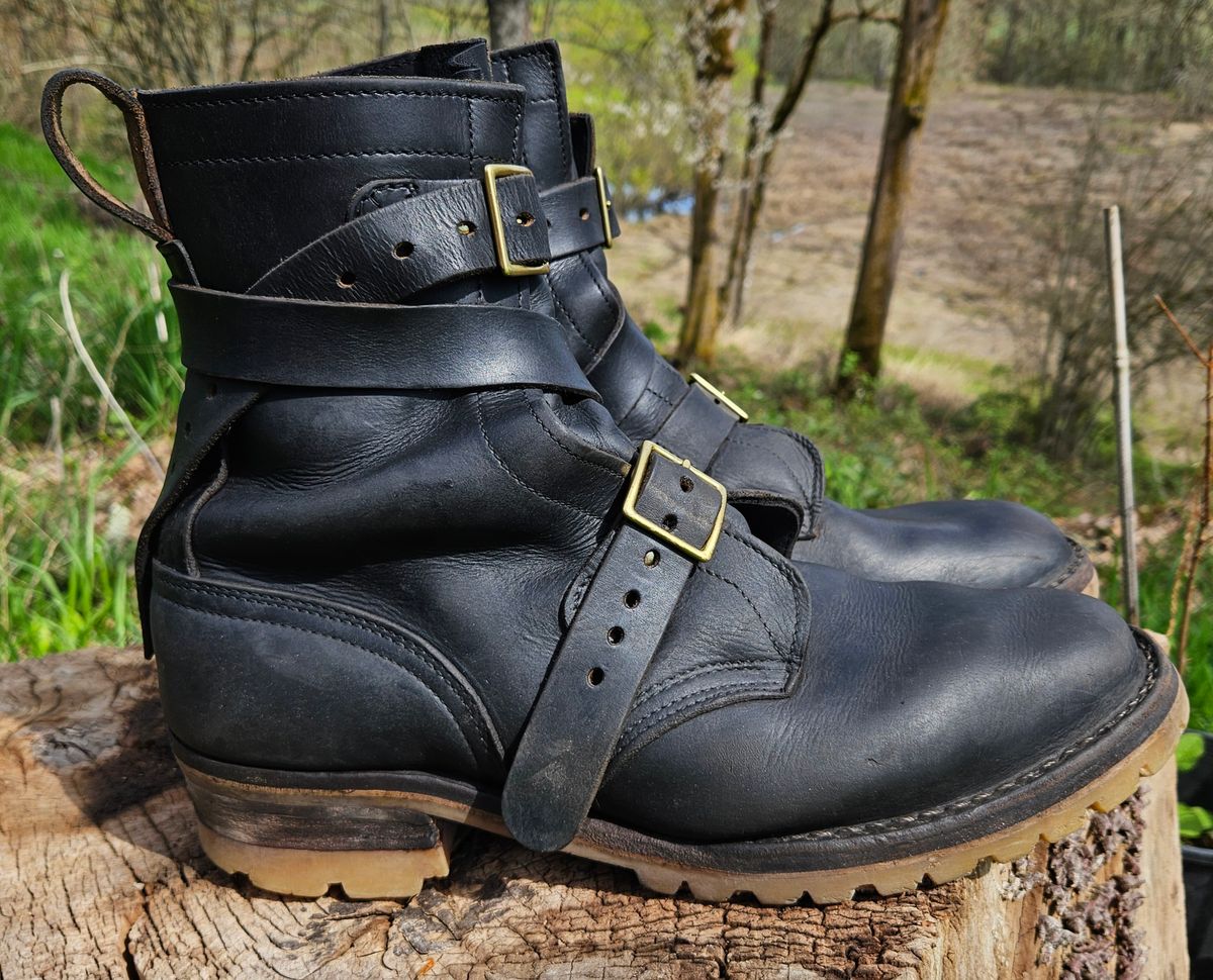 Photo by Mobius_Mustache on April 5, 2026 of the Nicks TankerPro in Horween Black Chromexcel.