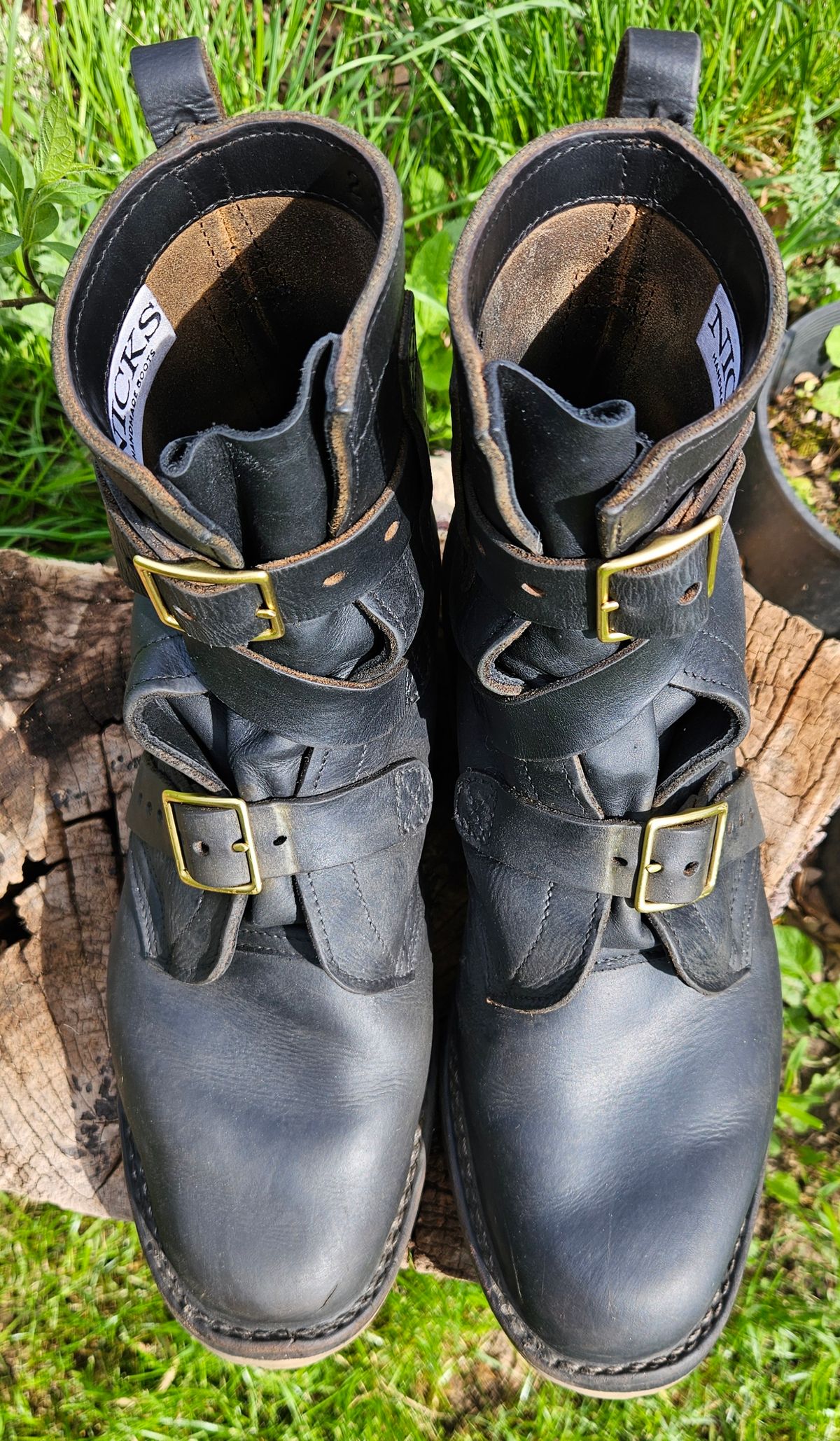 Photo by Mobius_Mustache on April 5, 2026 of the Nicks TankerPro in Horween Black Chromexcel.