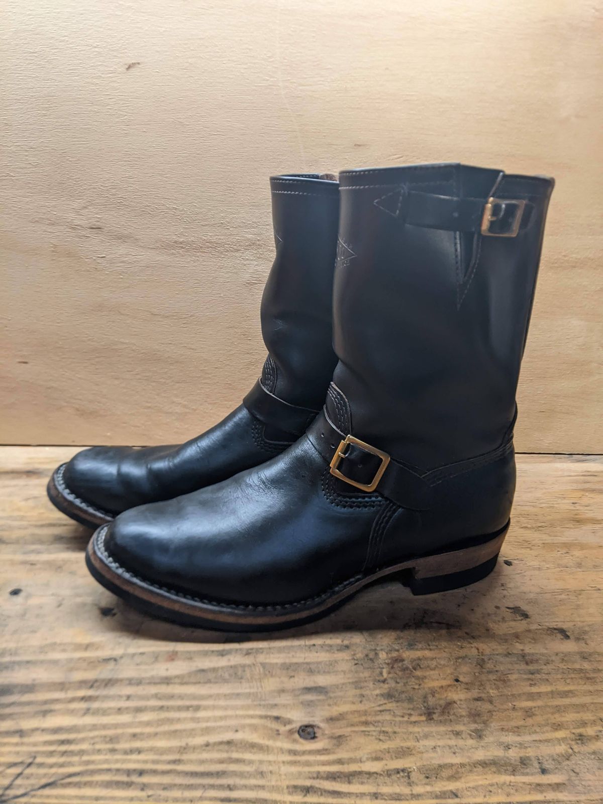 Photo by GrievanceMachinery on January 6, 2024 of the Wesco Mister Lou in Horween Black Chromexcel Horsehide.