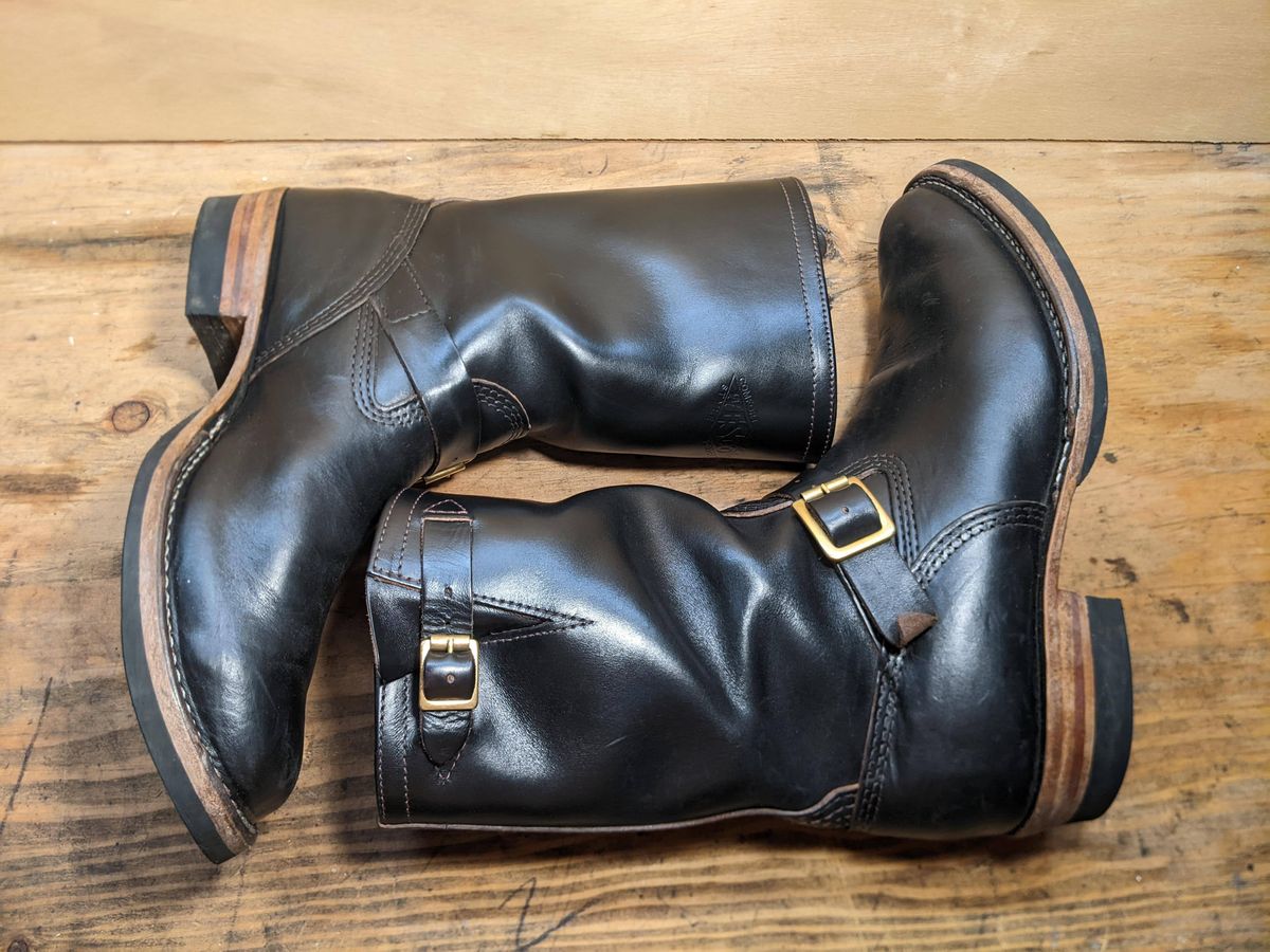 Photo by GrievanceMachinery on January 6, 2024 of the Wesco Mister Lou in Horween Black Chromexcel Horsehide.