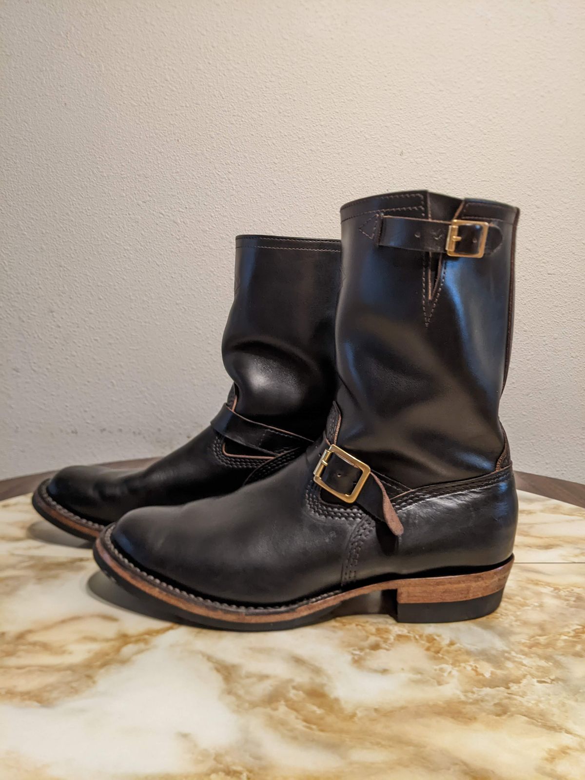 Photo by GrievanceMachinery on February 5, 2024 of the Wesco Mister Lou in Horween Black Chromexcel Horsehide.