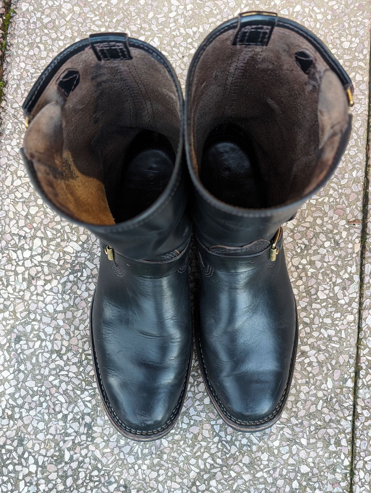 Photo by GrievanceMachinery on March 6, 2024 of the Wesco Mister Lou in Horween Black Chromexcel Horsehide.