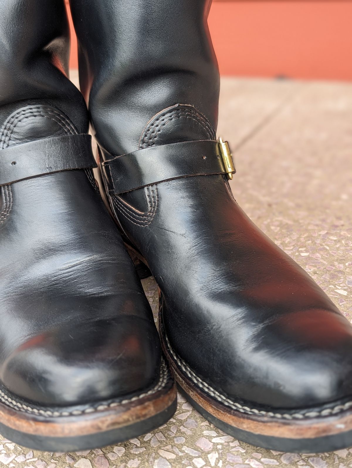 Photo by GrievanceMachinery on April 6, 2024 of the Wesco Mister Lou in Horween Black Chromexcel Horsehide.