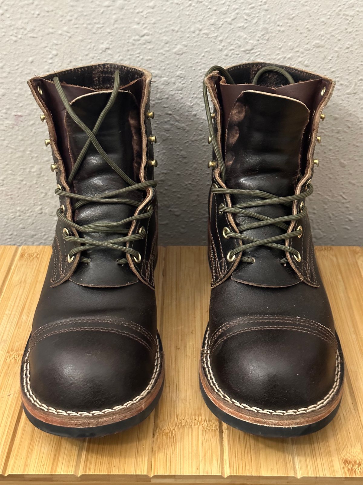 Photo by killbill03 on November 5, 2023 of the Nicks Americana in Horween Brown Waxed Flesh.