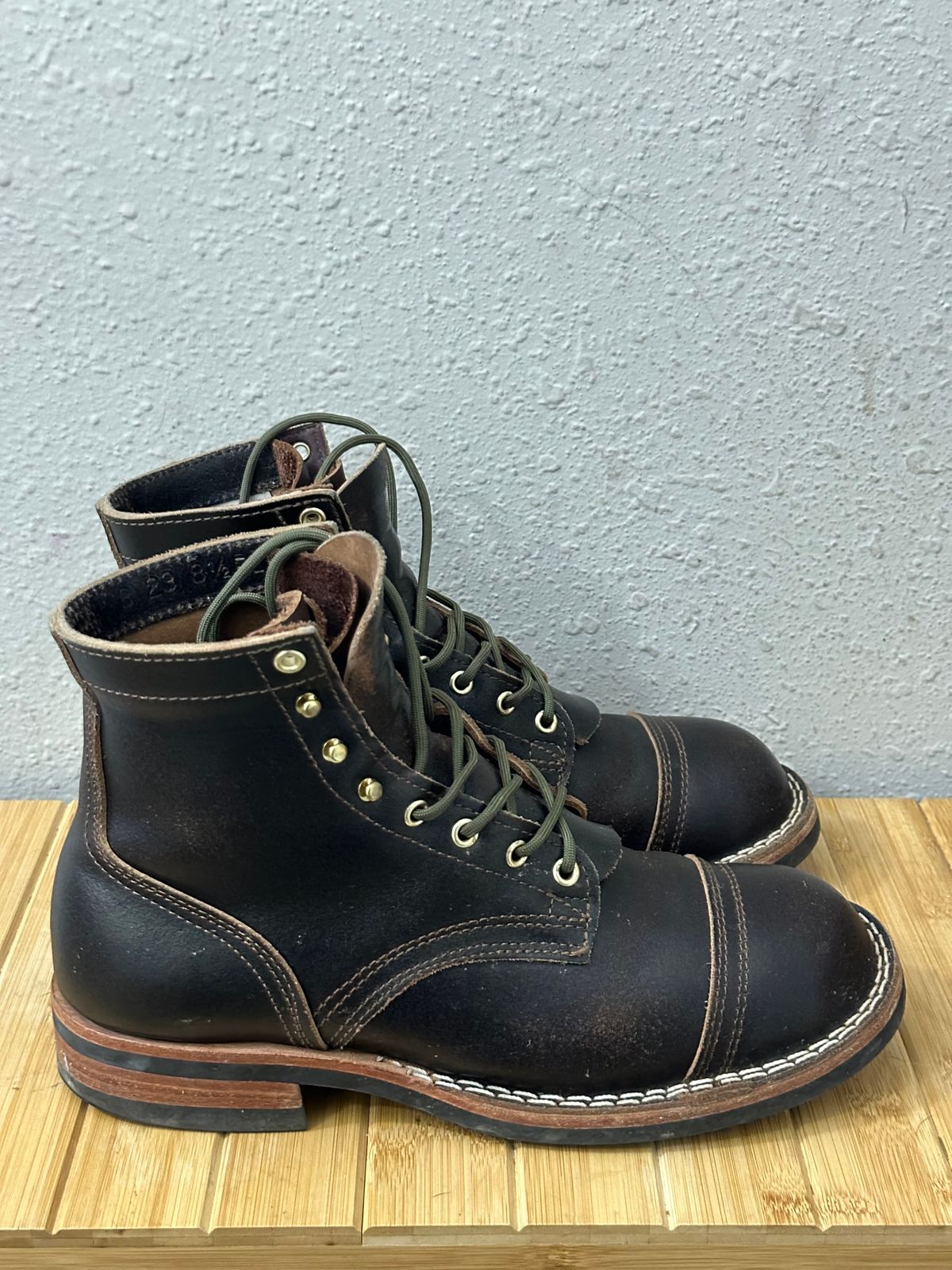 Photo by killbill03 on January 5, 2024 of the Nicks Americana in Horween Brown Waxed Flesh.