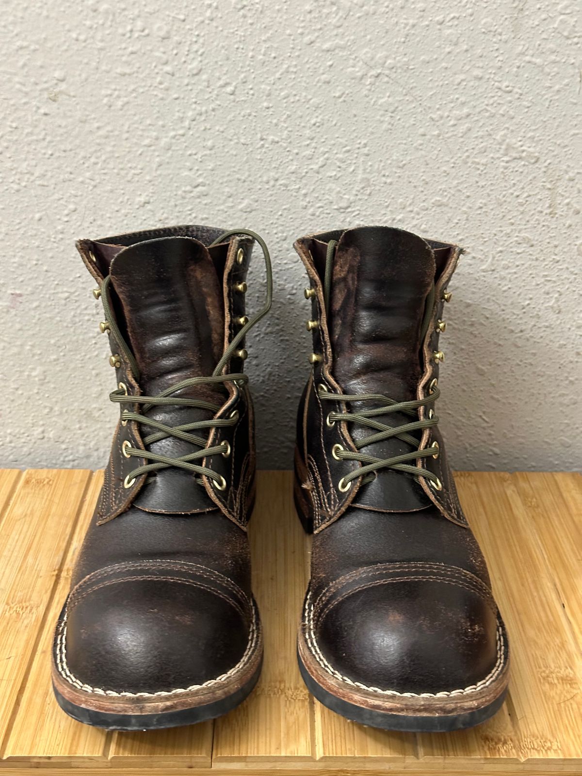 Photo by killbill03 on February 5, 2024 of the Nicks Americana in Horween Brown Waxed Flesh.
