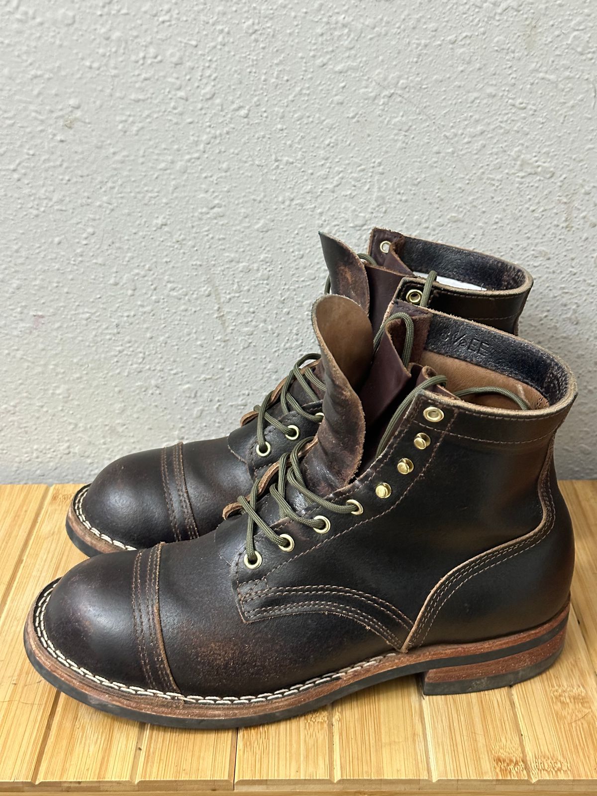 Photo by killbill03 on February 5, 2024 of the Nicks Americana in Horween Brown Waxed Flesh.