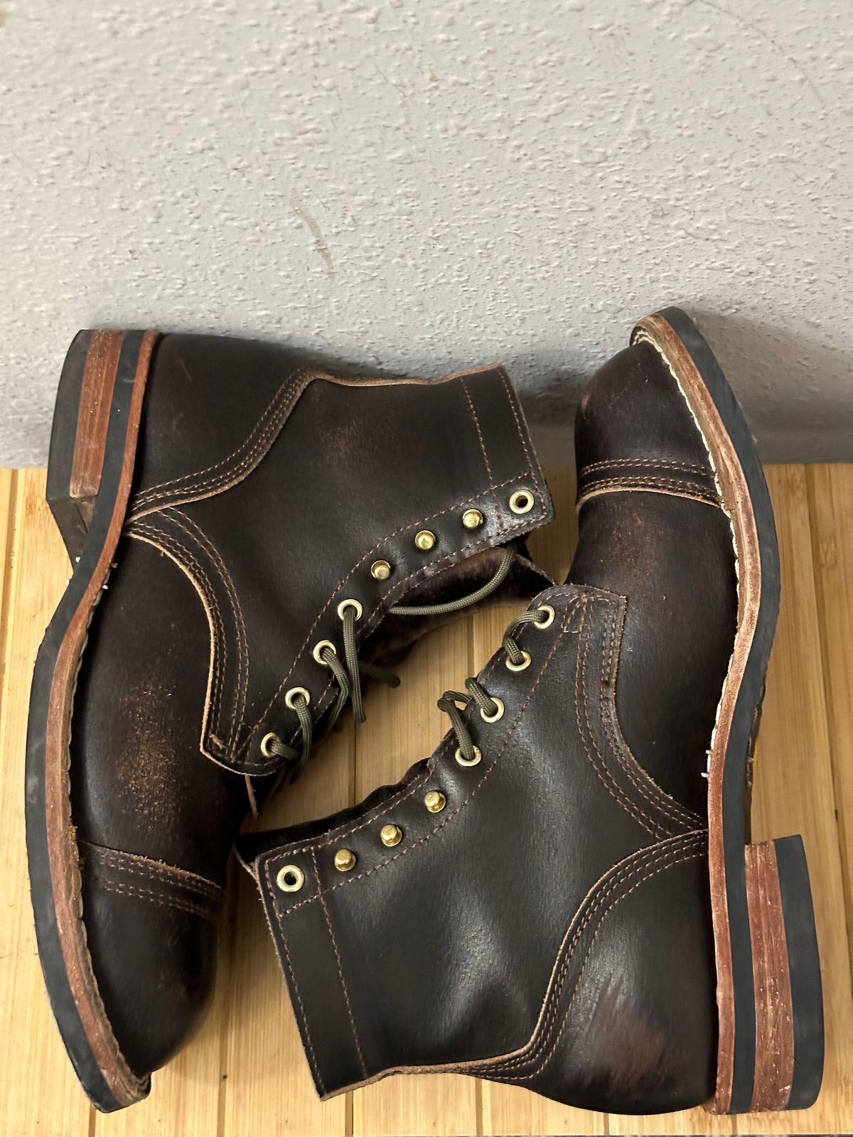 Photo by killbill03 on February 5, 2024 of the Nicks Americana in Horween Brown Waxed Flesh.