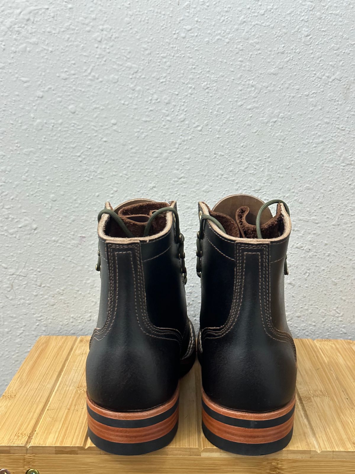 Photo by killbill03 on October 2, 2023 of the Nicks Americana in Horween Brown Waxed Flesh.