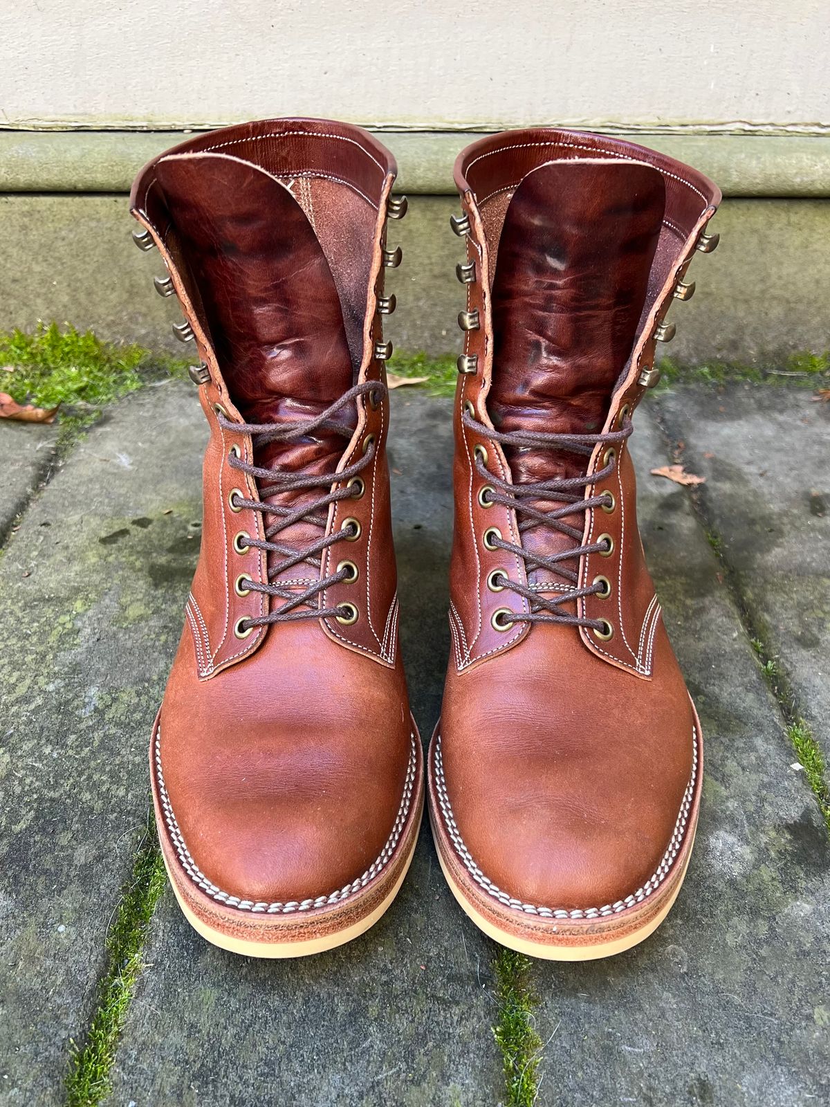 Photo by farmers_mums_ on November 6, 2023 of the Onderhoud SVC02 Packer Boot in Wickett & Craig Medium Brown Traditional Harness.
