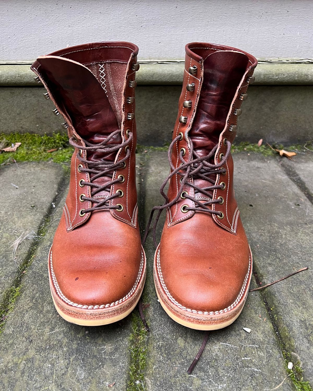 Photo by farmers_mums_ on December 4, 2023 of the Onderhoud SVC02 Packer Boot in Wickett & Craig Medium Brown Traditional Harness.