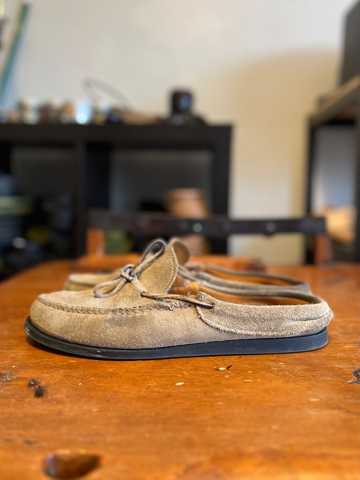 Photo by nfbootmaker on February 5, 2023 of the Easymoc Easymoc in Stone Suede.