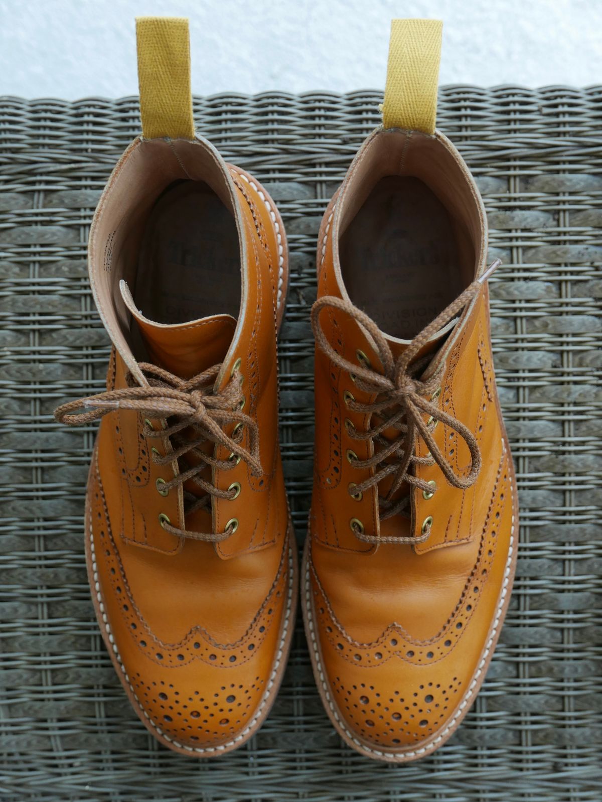 Photo by Mr_Fahrenheit451 on November 5, 2022 of the Tricker's Stow Country Boot in Acorn Antique.