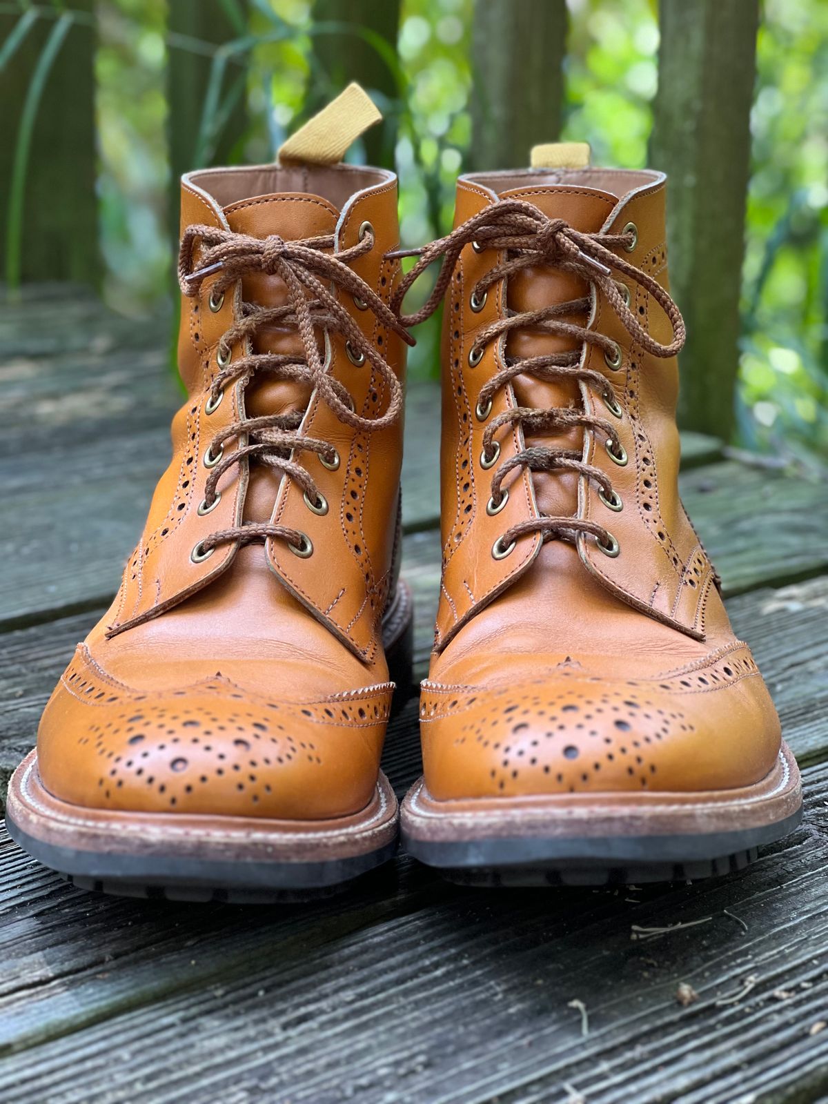Photo by Mr_Fahrenheit451 on April 3, 2023 of the Tricker's Stow Country Boot in Acorn Antique.