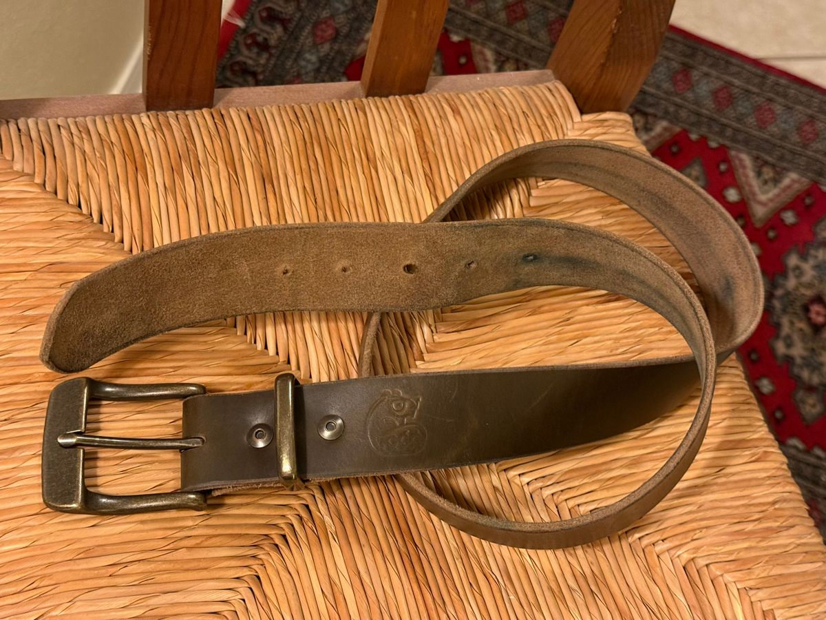 Photo by Mr_Fahrenheit451 on December 6, 2025 of the Self-Made Belt in Horween Dark Olive Chromexcel.