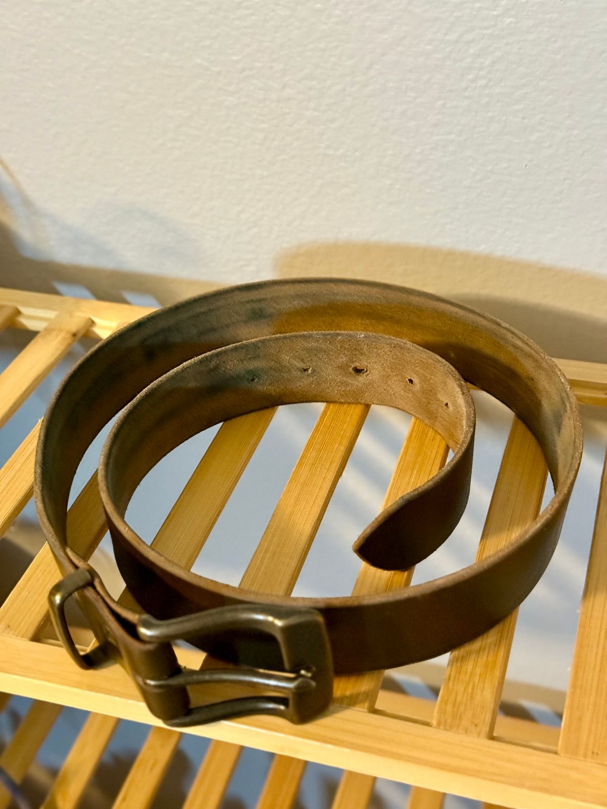 Photo by Mr_Fahrenheit451 on January 5, 2026 of the Self-Made Belt in Horween Dark Olive Chromexcel.