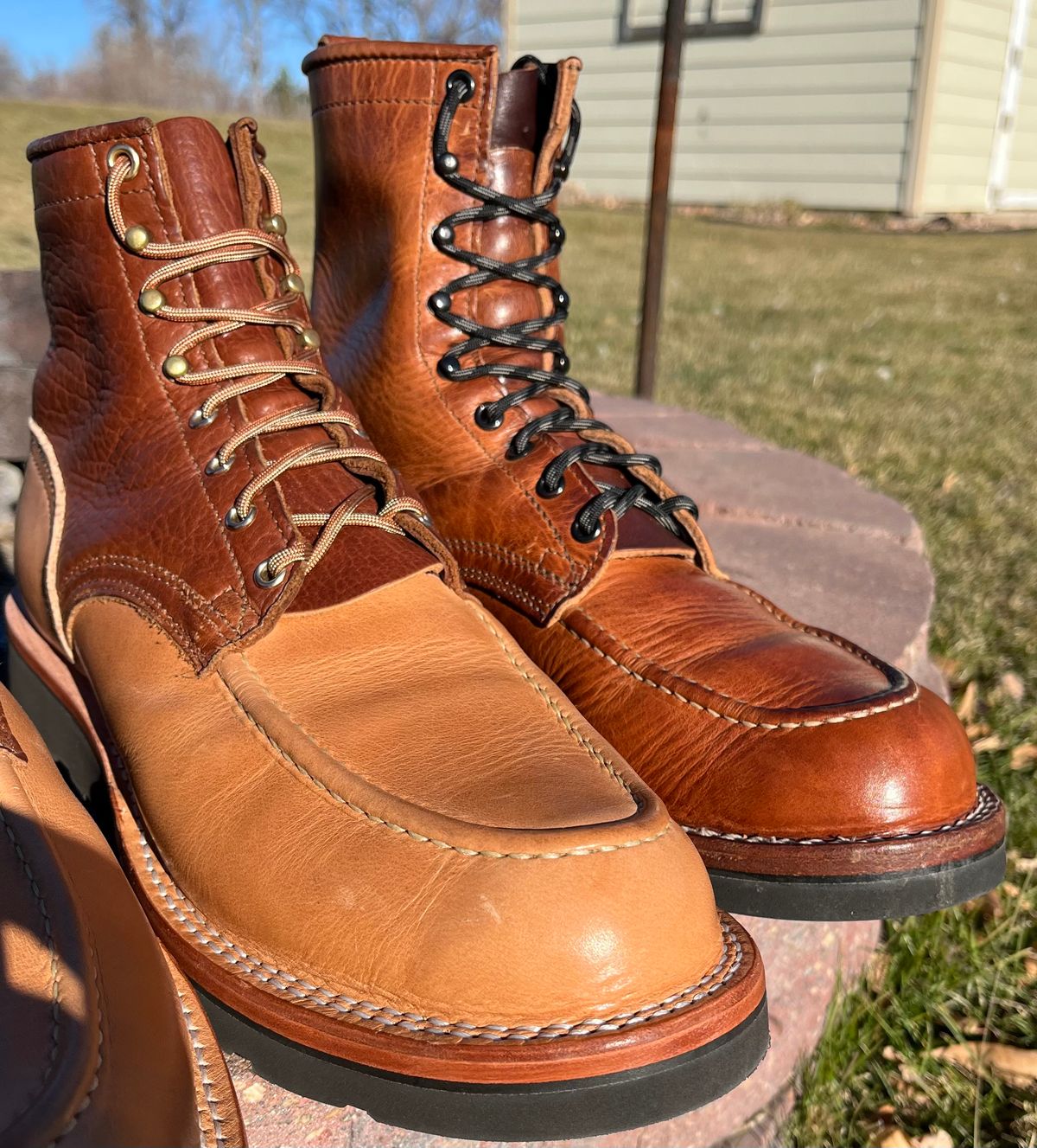 Photo by Gmetal64 on November 22, 2025 of the Nicks Moc Toe in Nicks Peanut Bison Over Nat Dub Light.