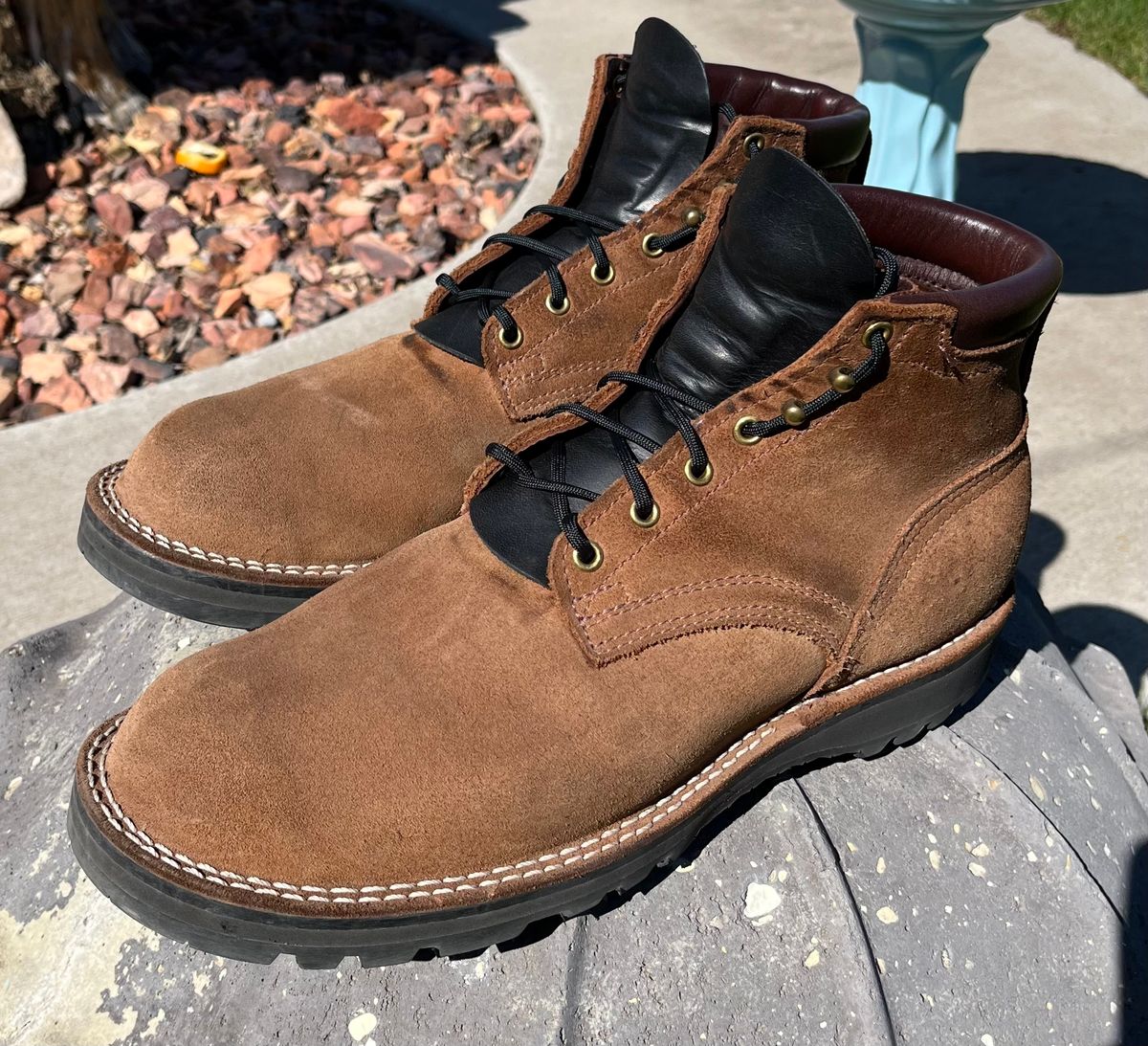 Photo by Gmetal64 on May 16, 2026 of the Nicks Ridgeline Hiking Boot in Seidel 1964 Brown Roughout.