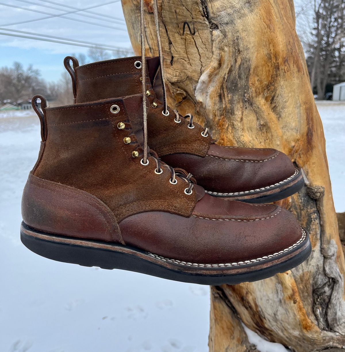 Photo by Gmetal64 on December 24, 2025 of the Nicks Moc Toe in 64 Brown Roughout Over Horween Ember Waxed Flesh.