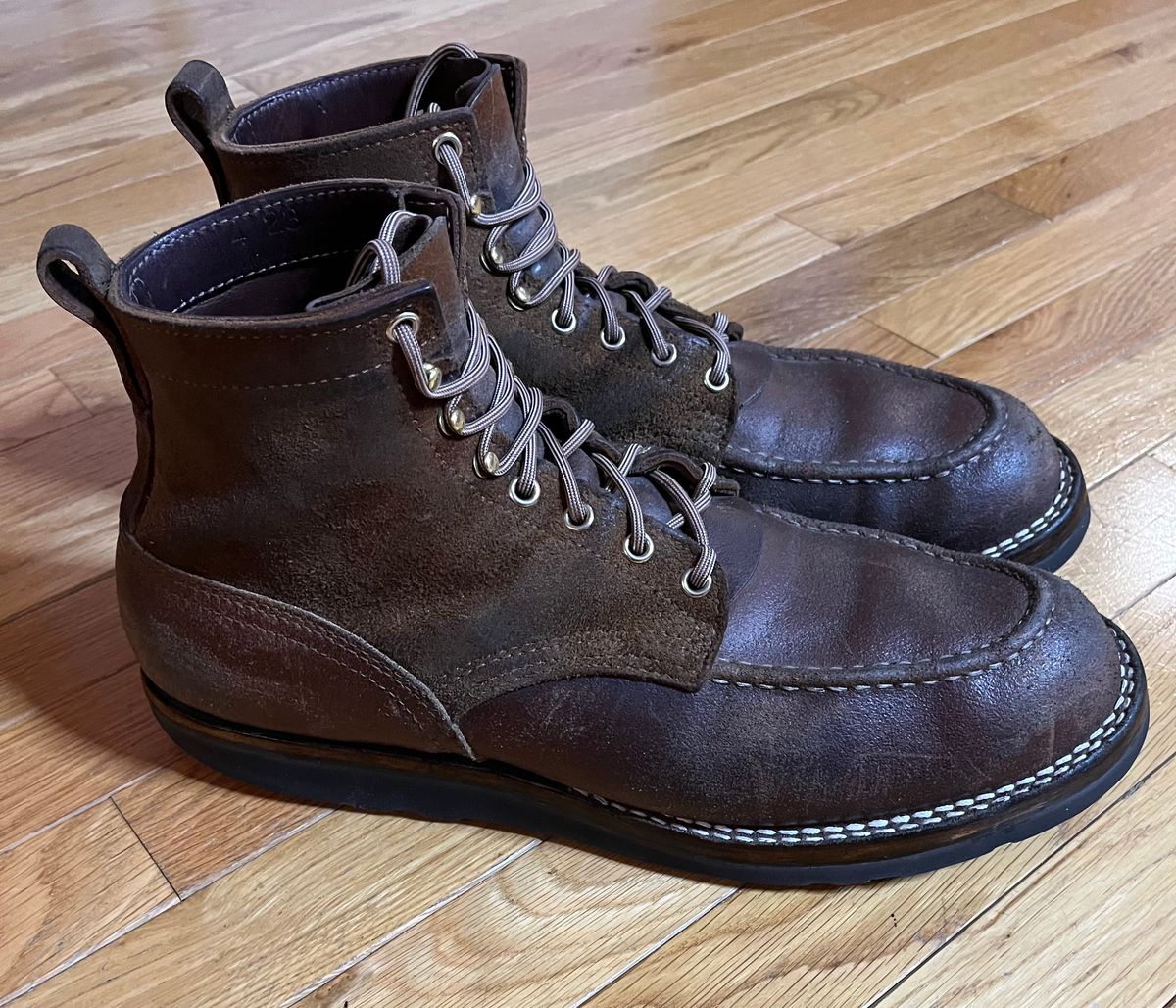 Photo by Gmetal64 on February 4, 2026 of the Nicks Moc Toe in 64 Brown Roughout Over Horween Ember Waxed Flesh.