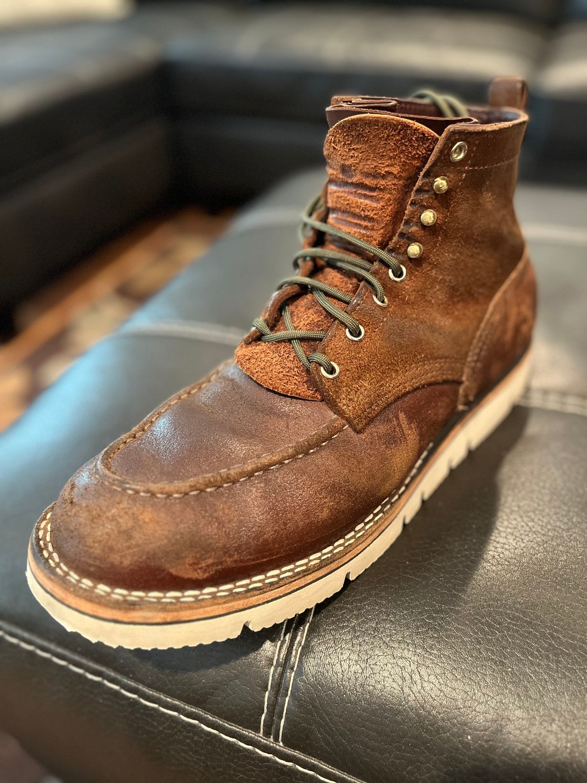 Photo by Gmetal64 on June 14, 2026 of the Nicks Moc Toe in 64 Brown Roughout Over Horween Ember Waxed Flesh.