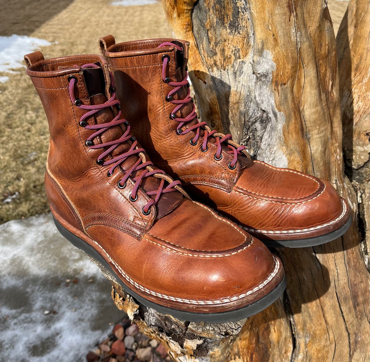 Photo by Gmetal64 on March 7, 2026 of the Nicks Moc Toe in Horween Natural Dublin.