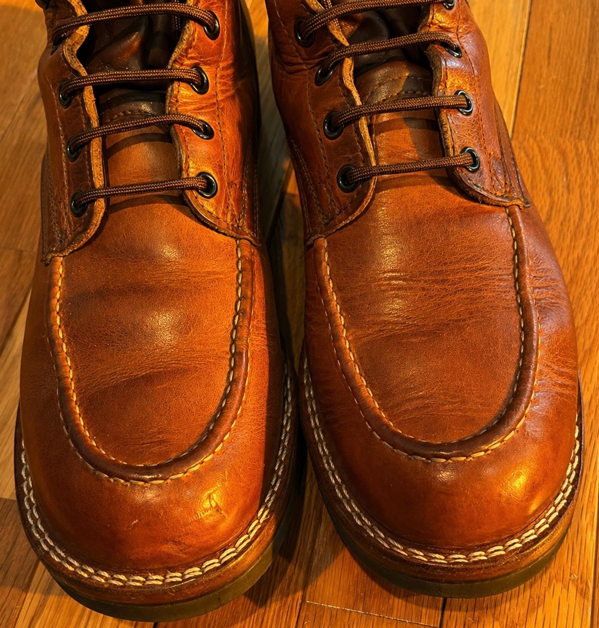 Photo by Gmetal64 on April 26, 2026 of the Nicks Moc Toe in Horween Natural Dublin.