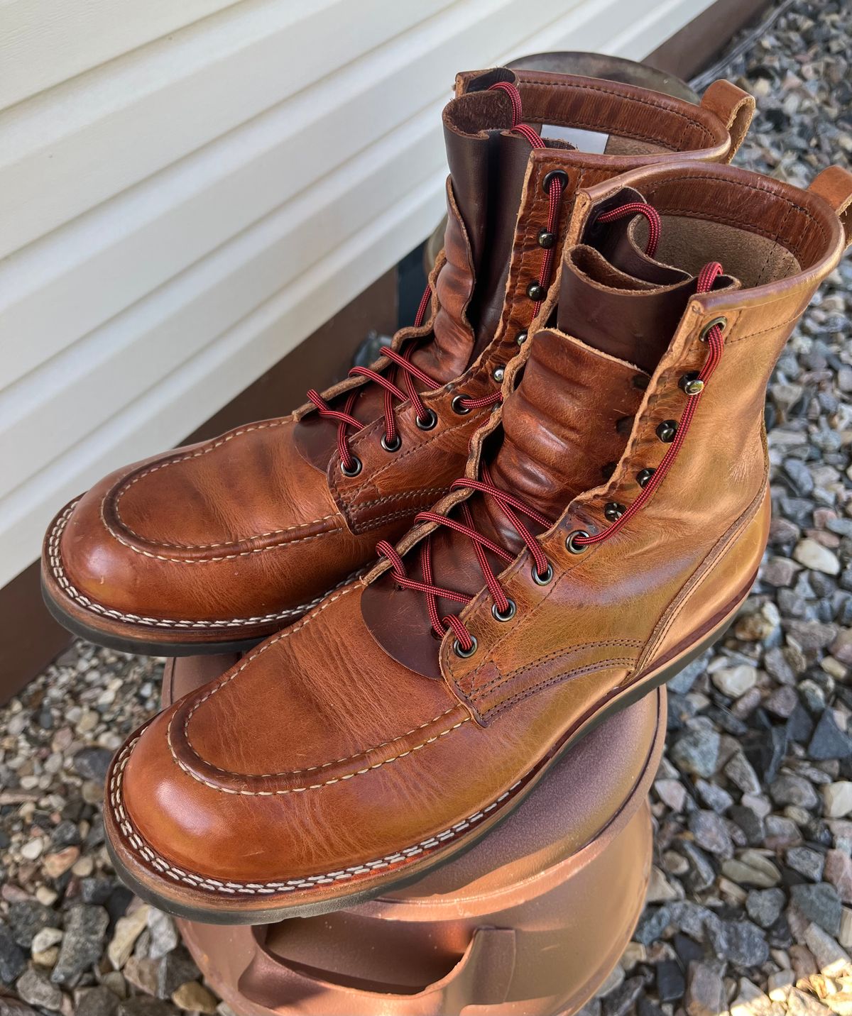 Photo by Gmetal64 on June 6, 2026 of the Nicks Moc Toe in Horween Natural Dublin.