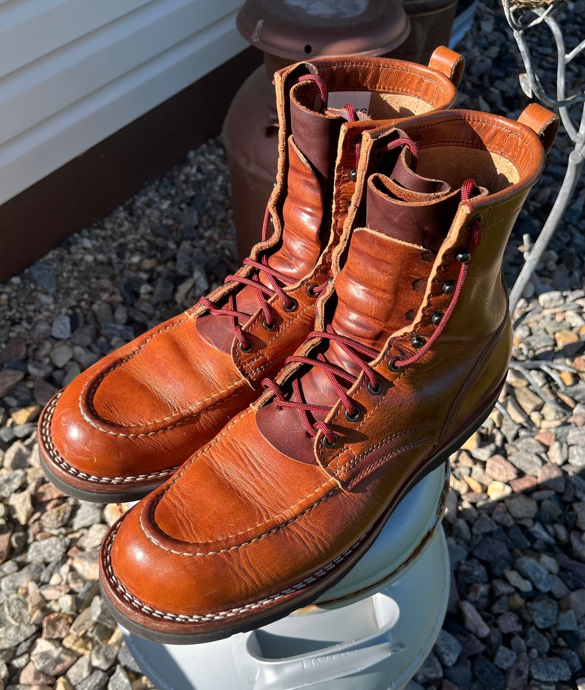 Photo by Gmetal64 on June 6, 2026 of the Nicks Moc Toe in Horween Natural Dublin.