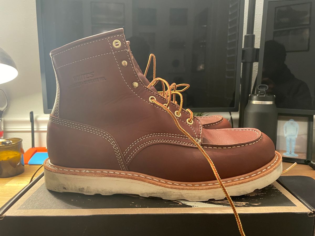 Photo by RoseAnvil_CT on November 3, 2022 of the White's Perry in Seidel Red Dog Oil Tan.