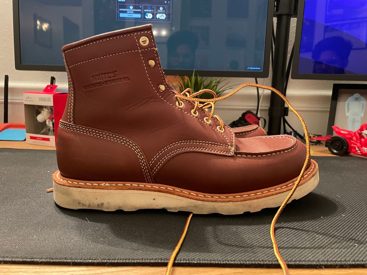 Photo by RoseAnvil_CT on January 2, 2023 of the White's Perry in Seidel Red Dog Oil Tan.