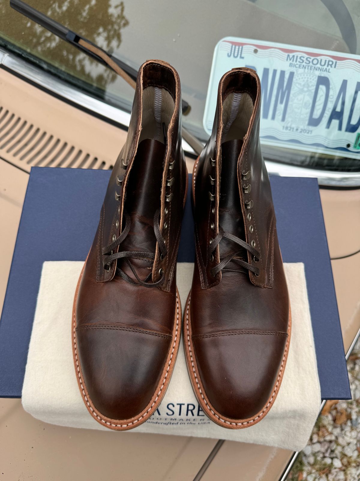 Photo by missouridenimdad on September 24, 2024 of the Oak Street Bootmakers Lakeshore Boot in Horween Brown Nut Dublin.