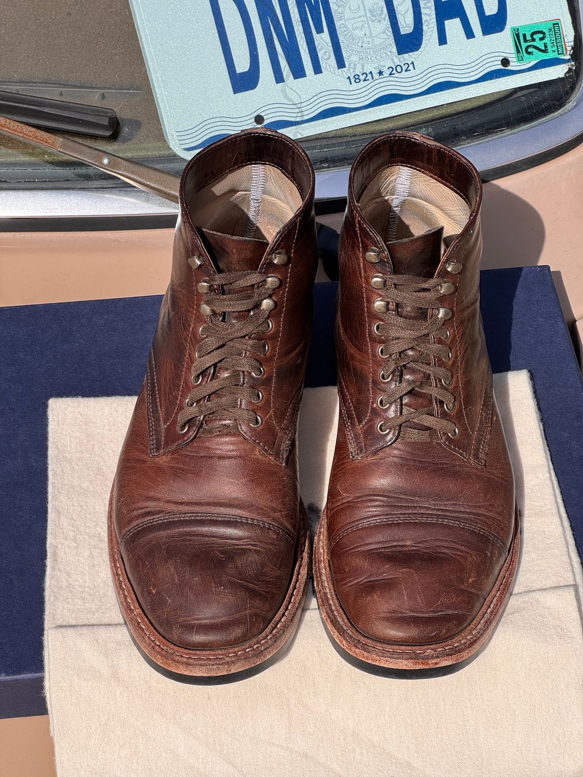 Photo by missouridenimdad on March 3, 2025 of the Oak Street Bootmakers Lakeshore Boot in Horween Brown Nut Dublin.