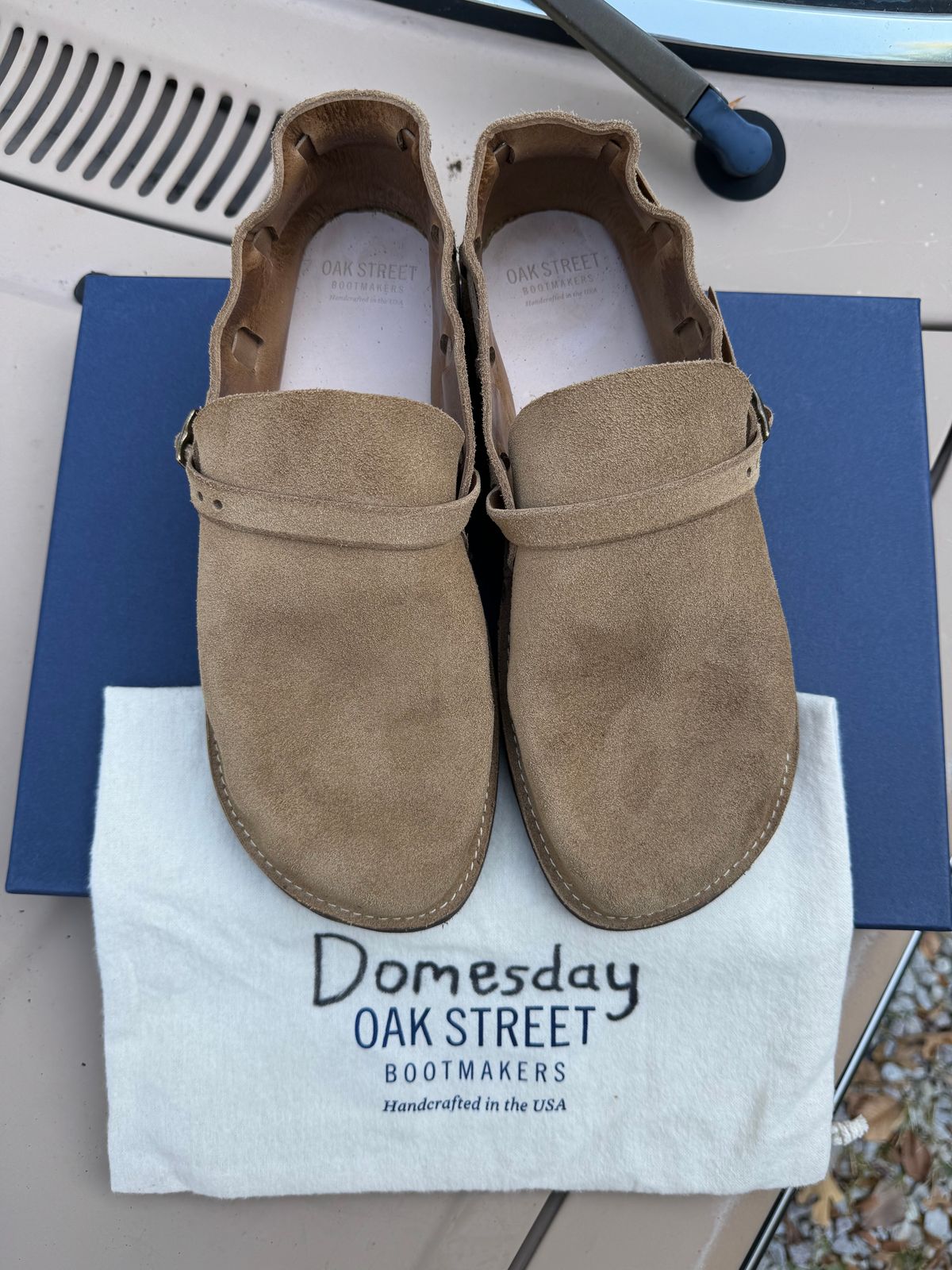 Photo by missouridenimdad on October 1, 2024 of the Oak Street Bootmakers Country Loafer in Horween Natural Chromexcel Roughout.