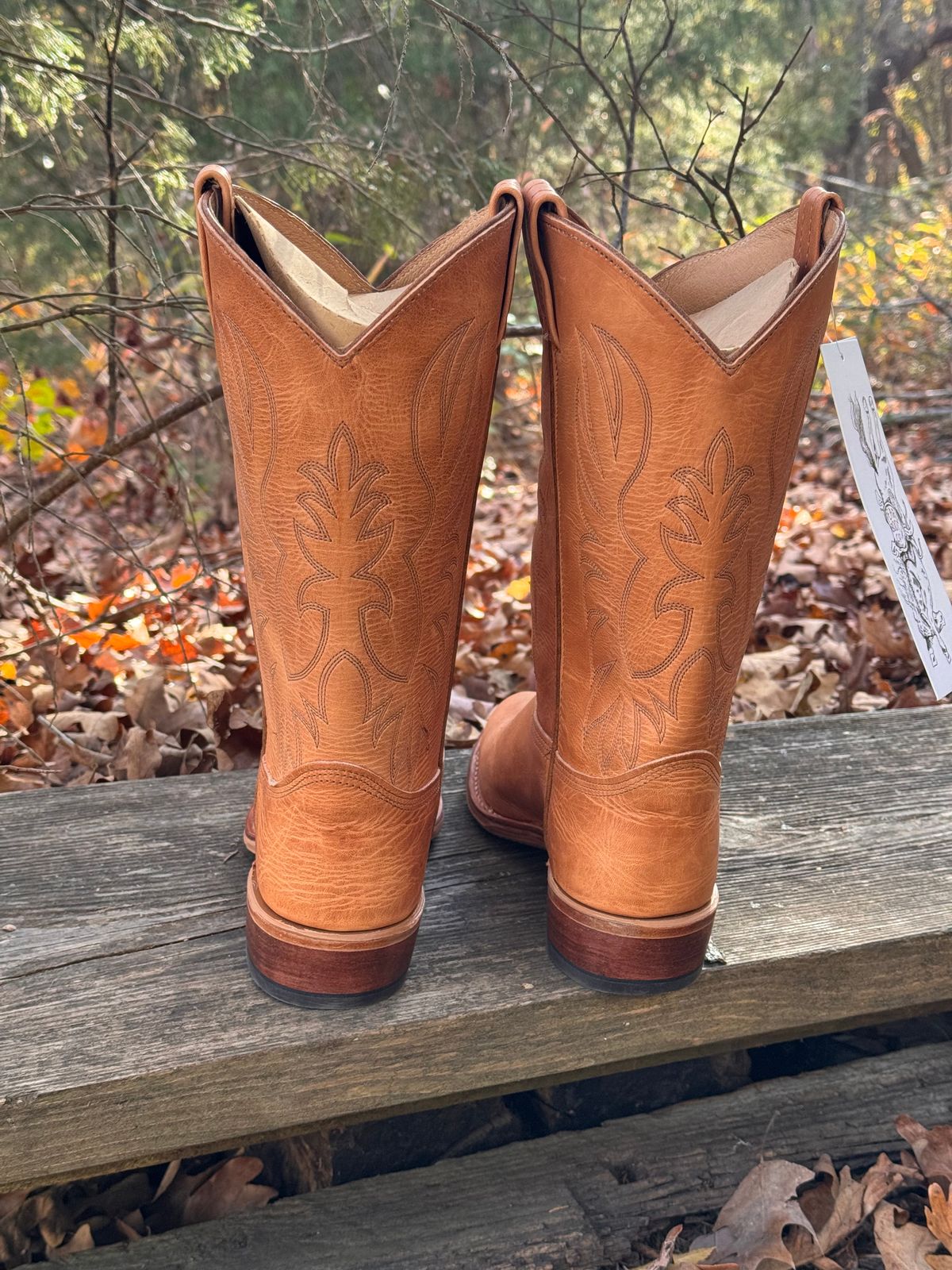 Photo by missouridenimdad on November 10, 2025 of the Pearl Boot Company Mens Roper Heel in Horween Natural Derby.