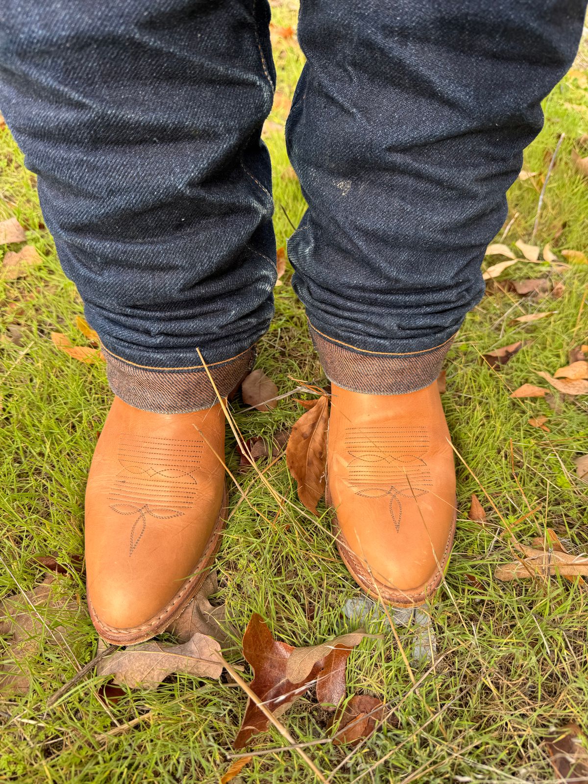 Photo by missouridenimdad on November 13, 2025 of the Pearl Boot Company Mens Roper Heel in Horween Natural Derby.