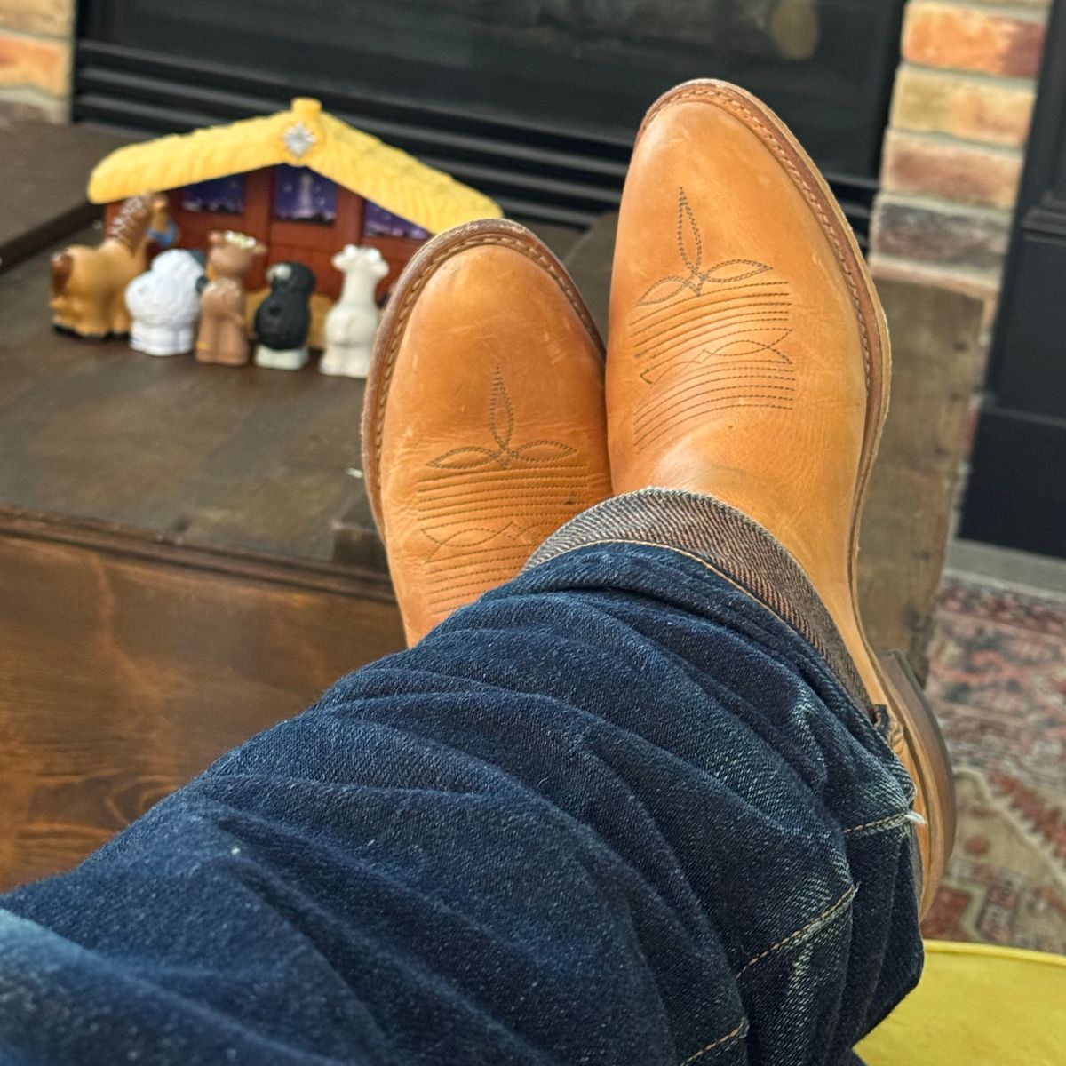 Photo by missouridenimdad on December 21, 2025 of the Pearl Boot Company Mens Roper Heel in Horween Natural Derby.