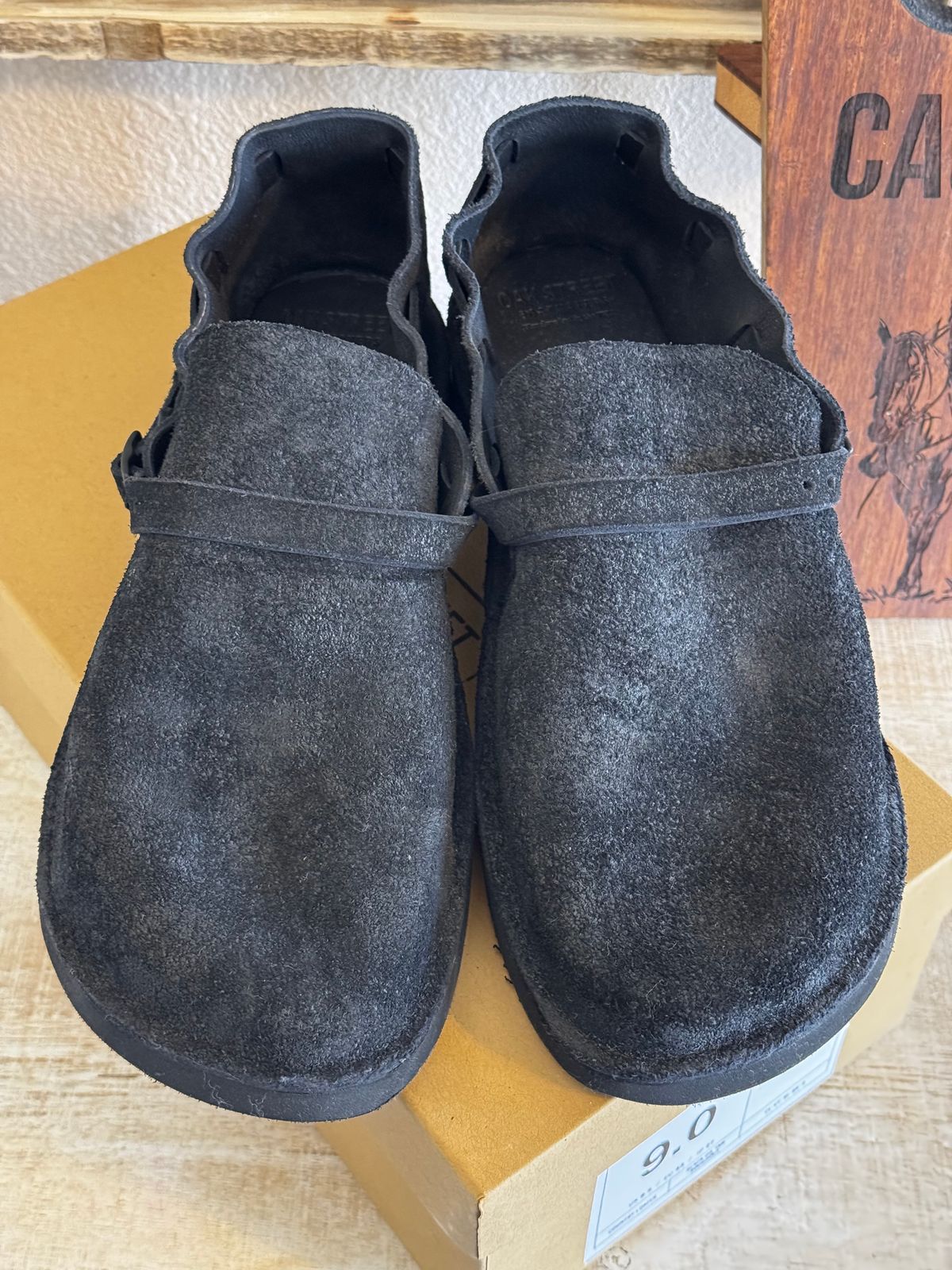 Photo by missouridenimdad on March 20, 2026 of the Oak Street Bootmakers Country Loafer in Seidel Black Oil Tan Roughout.