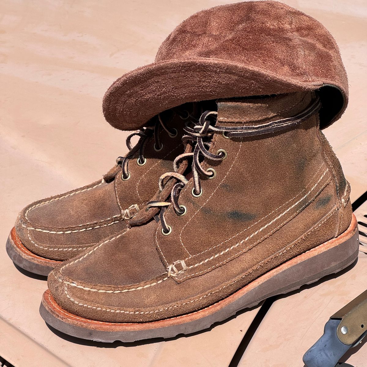 Photo by missouridenimdad on April 10, 2025 of the Oak Street Bootmakers Camp Boot in Horween Natural Chromexcel Reverse.