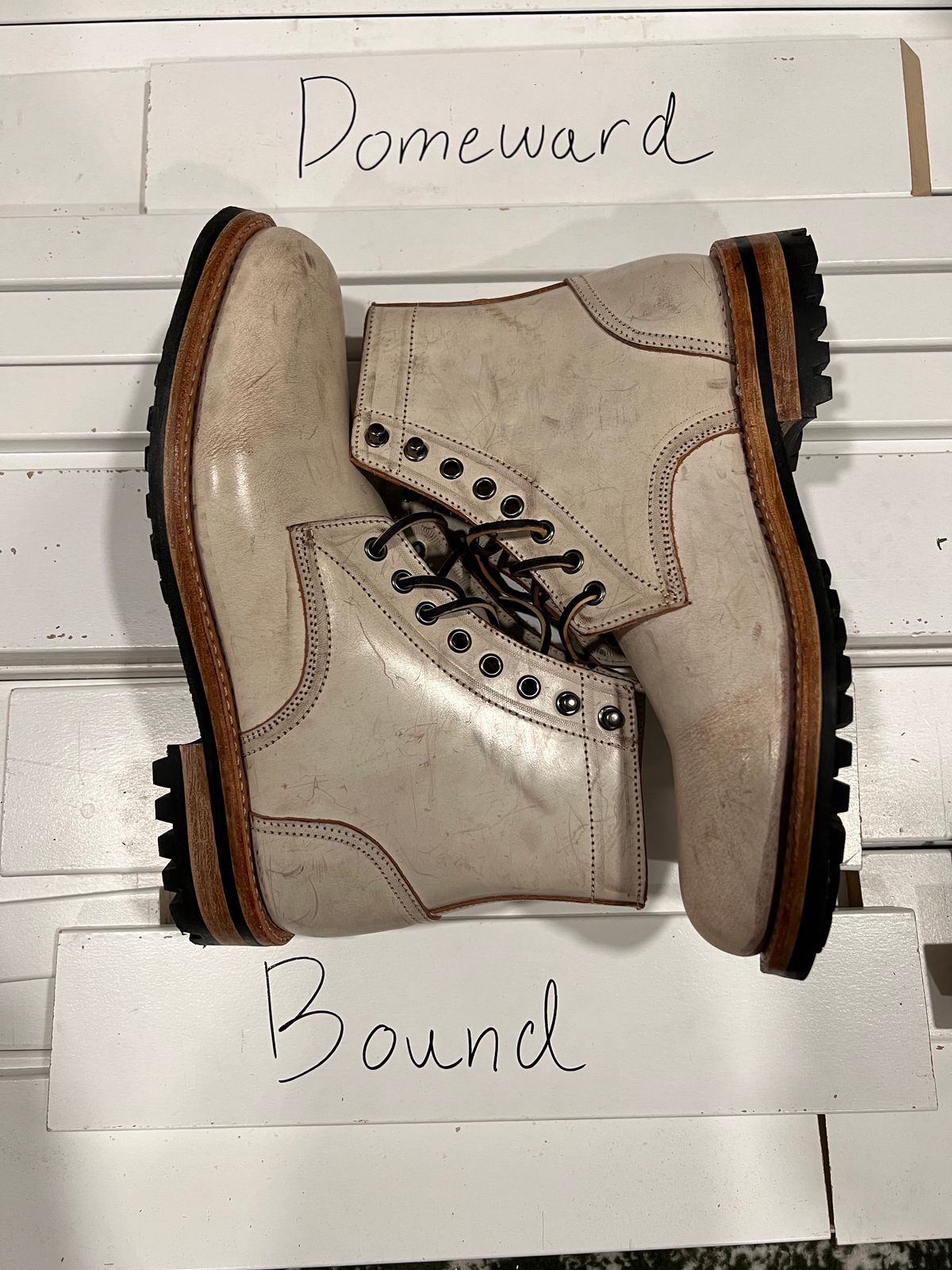 Photo by missouridenimdad on October 1, 2023 of the Oak Street Bootmakers Trench Boot in Volpi Whitewash Overdye Abetone.