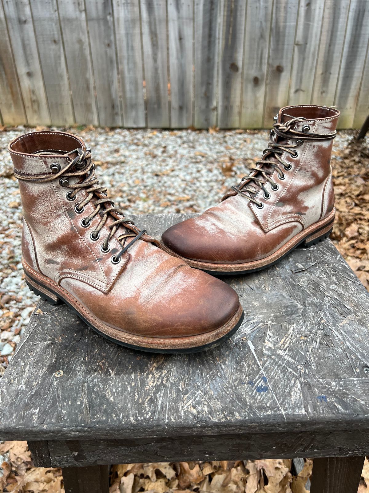 Photo by missouridenimdad on January 1, 2024 of the Oak Street Bootmakers Trench Boot in Volpi Whitewash Overdye Abetone.