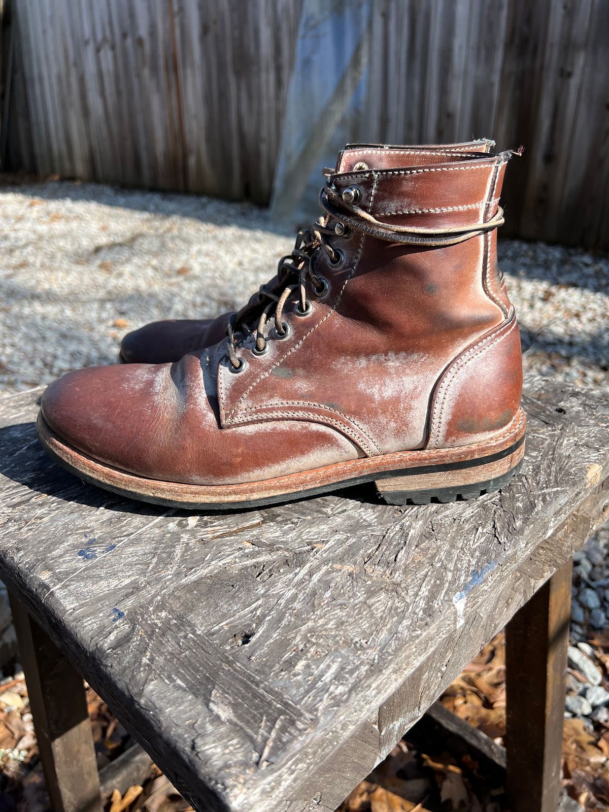 Photo by missouridenimdad on February 1, 2024 of the Oak Street Bootmakers Trench Boot in Volpi Whitewash Overdye Abetone.