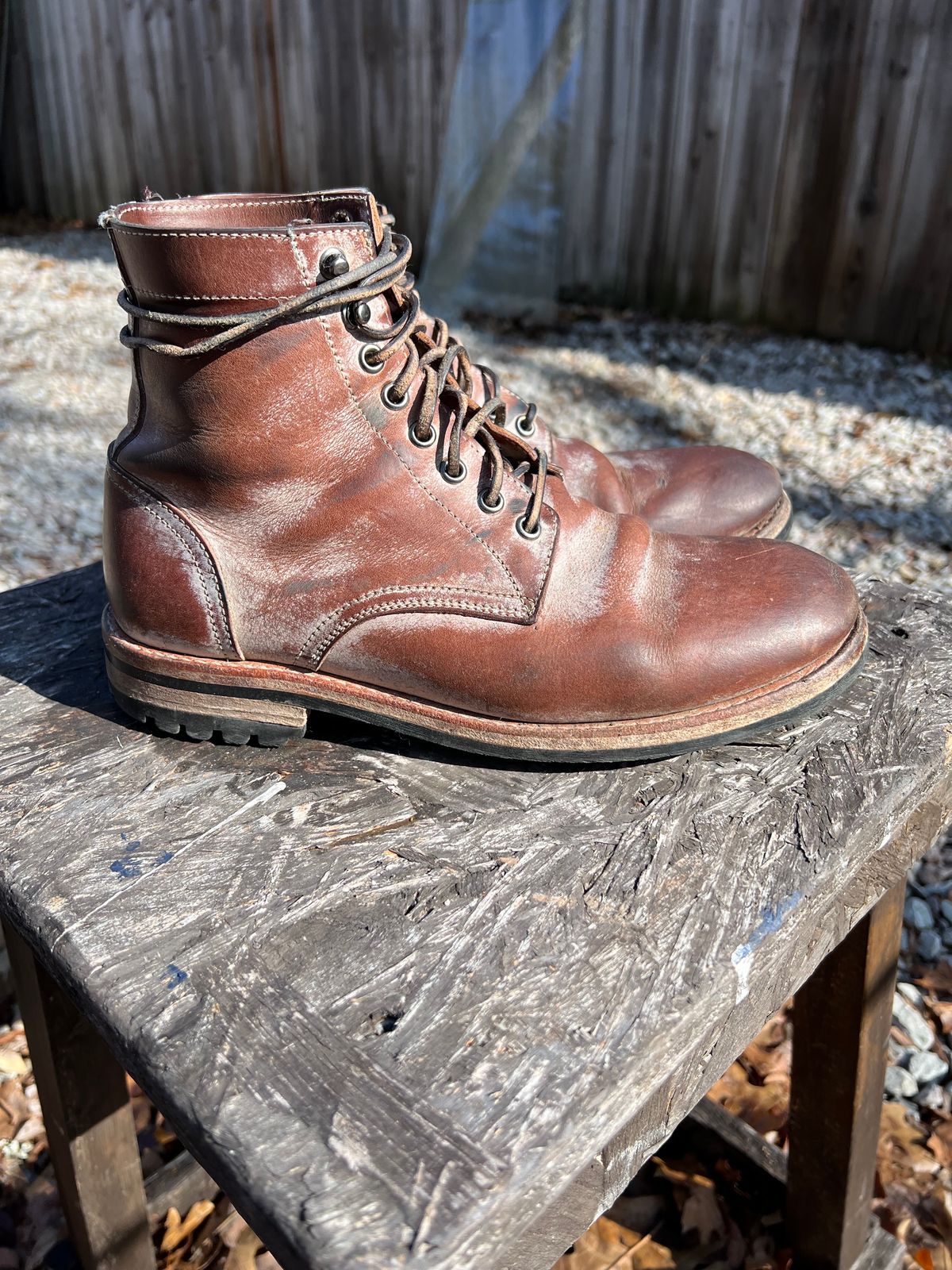 Photo by missouridenimdad on February 1, 2024 of the Oak Street Bootmakers Trench Boot in Volpi Whitewash Overdye Abetone.