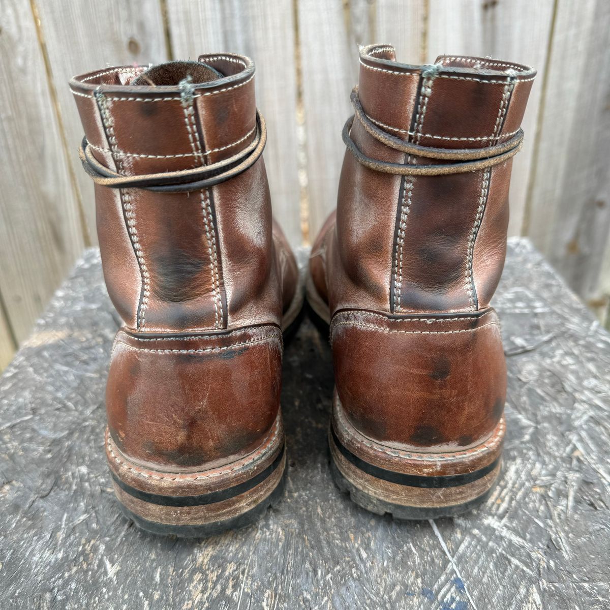 Photo by missouridenimdad on March 1, 2024 of the Oak Street Bootmakers Trench Boot in Volpi Whitewash Overdye Abetone.