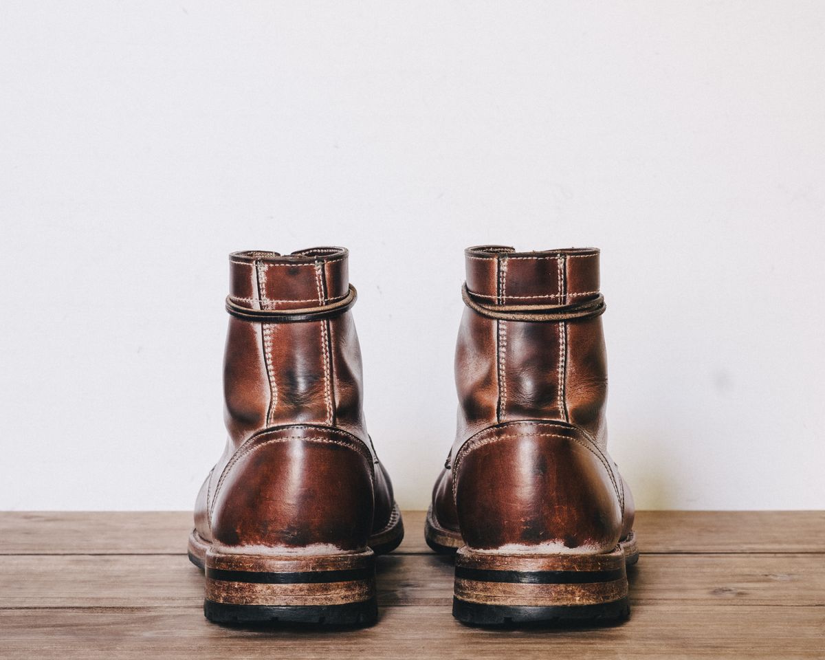 Photo by missouridenimdad on April 1, 2024 of the Oak Street Bootmakers Trench Boot in Volpi Whitewash Overdye Abetone.