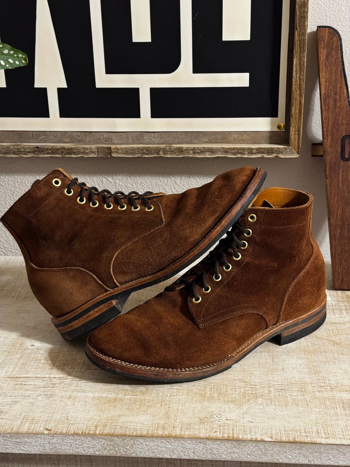 Photo by missouridenimdad on April 22, 2026 of the New River Boot BARKSDALE in Horween Austin Roughout.