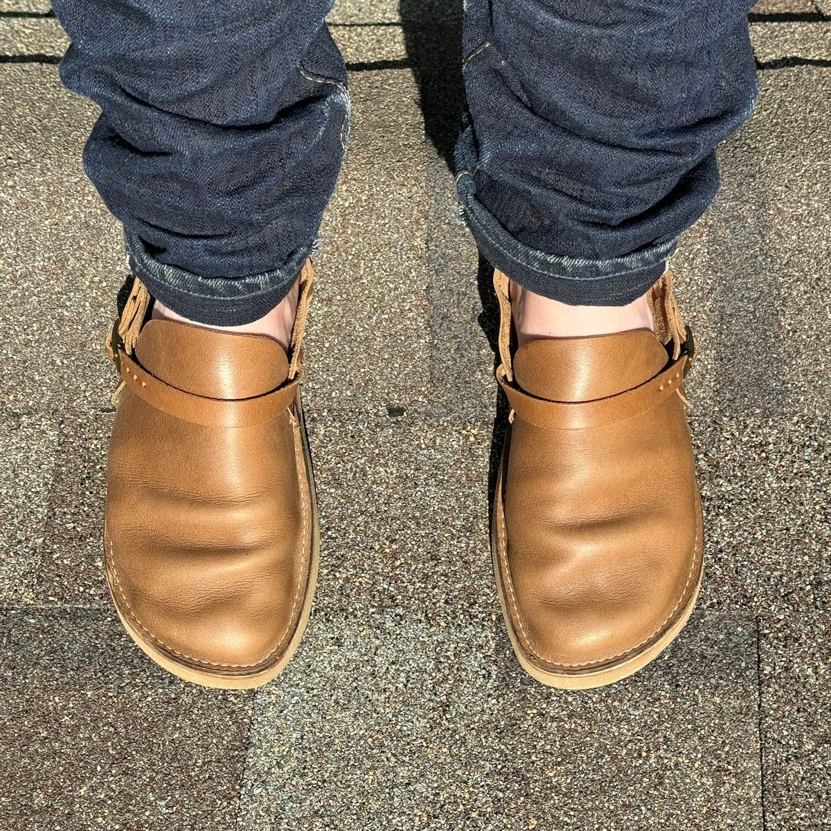 Photo by missouridenimdad on April 14, 2024 of the Oak Street Bootmakers Country Loafer in Horween Natural Chromexcel.