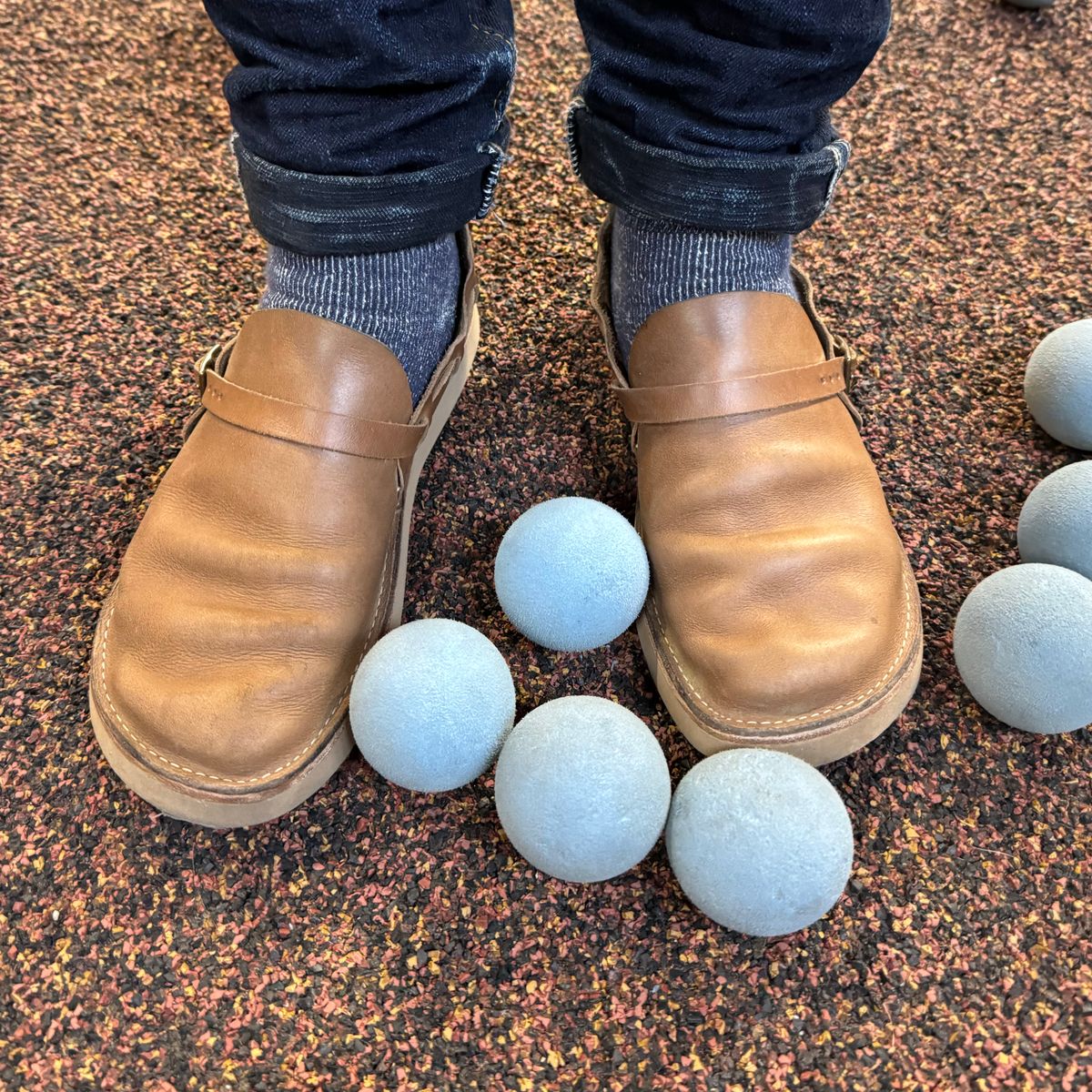 Photo by missouridenimdad on April 21, 2024 of the Oak Street Bootmakers Country Loafer in Horween Natural Chromexcel.