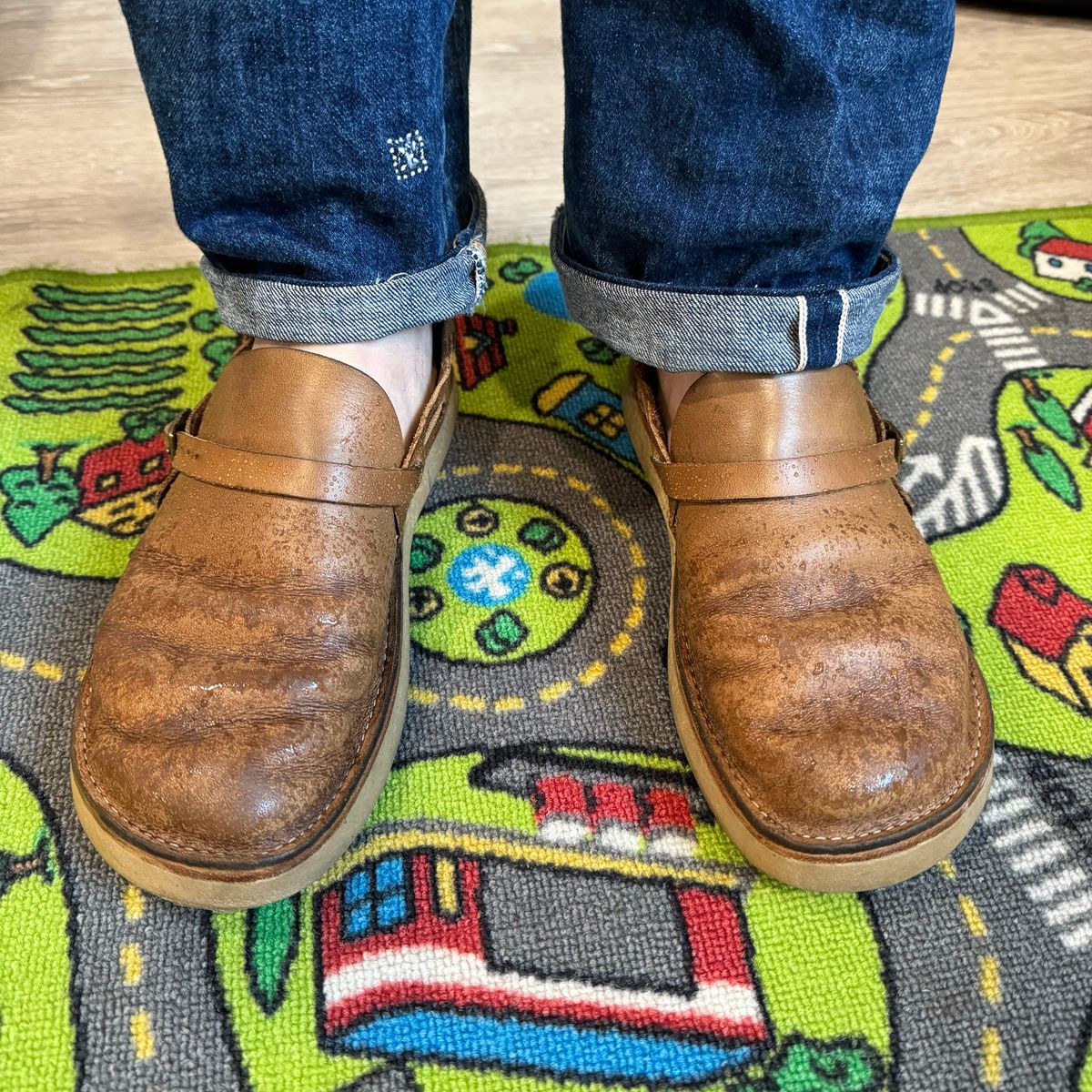 Photo by missouridenimdad on April 26, 2024 of the Oak Street Bootmakers Country Loafer in Horween Natural Chromexcel.