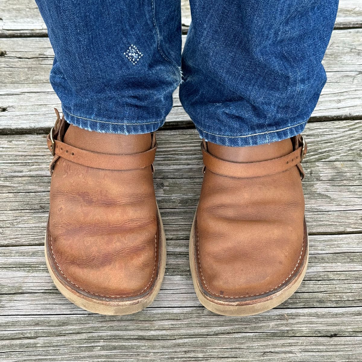 Photo by missouridenimdad on May 14, 2024 of the Oak Street Bootmakers Country Loafer in Horween Natural Chromexcel.